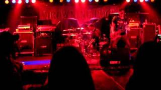 Trust Company LIVE - Close Your Eyes (TIl it&#39;s over) 4-6-11