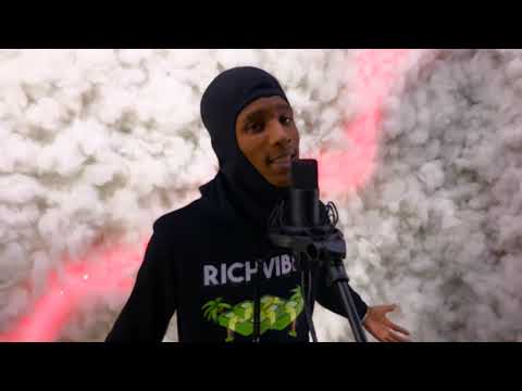 Ywn Jizzle - All That Flexin (Live Performance)