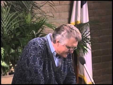 66 Revelation 3:07-15 - Pastor David Hocking - Bible Studies