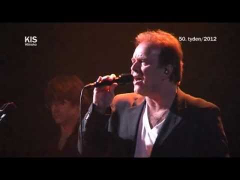 Jakub Smolík na romantickou strunu