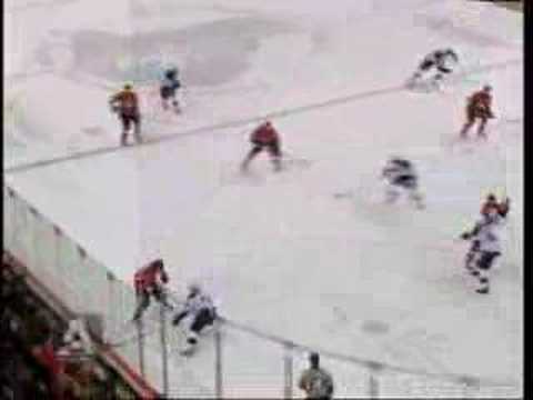 Schubert's goal vs Blues - Mar 20/08
