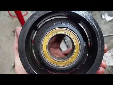 Honda Accord cl 7- cl 9 Замена подшипника шкива компрессора кондиционера, снятие бачка омывателя.