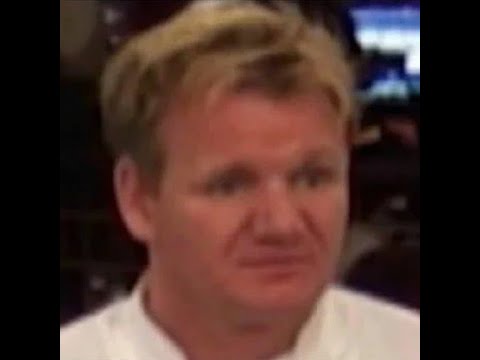 SIAPA YANG MEMBIARKAN PRIA INI MEMASAK?!