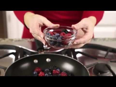 Whole U Cooking - Panna Cotta with Fresh Berries Sauce