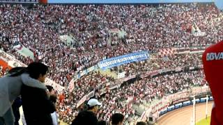 Download lagu ESTA NOCHE TENEMOS QUE GANAR - River Plate vs Vélez - Torneo Final 2014 mp3