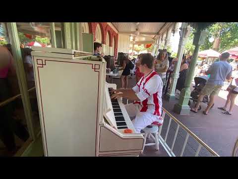 "Star Wars Medley Ragtime" Performed at the Magic Kingdom by Disney Piano Prodigy Grayson J. Smith