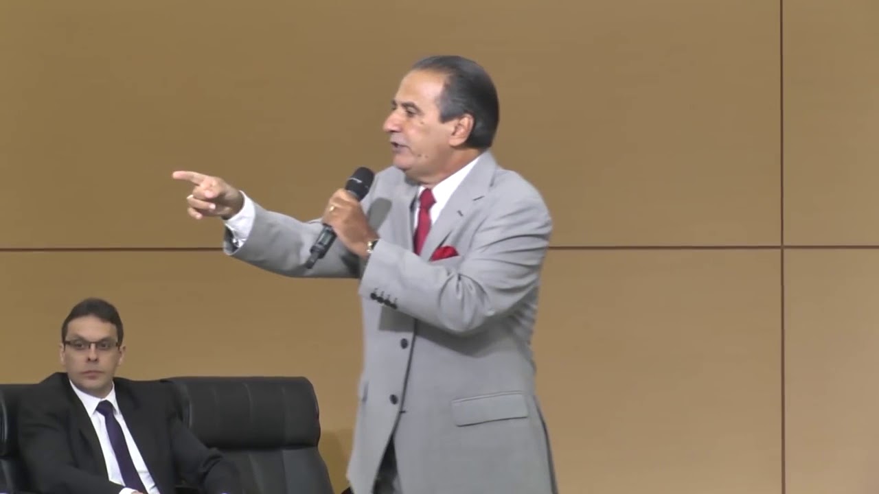 Pastor Silas Malafaia - Já Cansados, Mas Ainda Perseguindo
