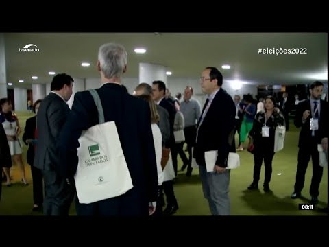 Segundo turno conta com observadores internacionais