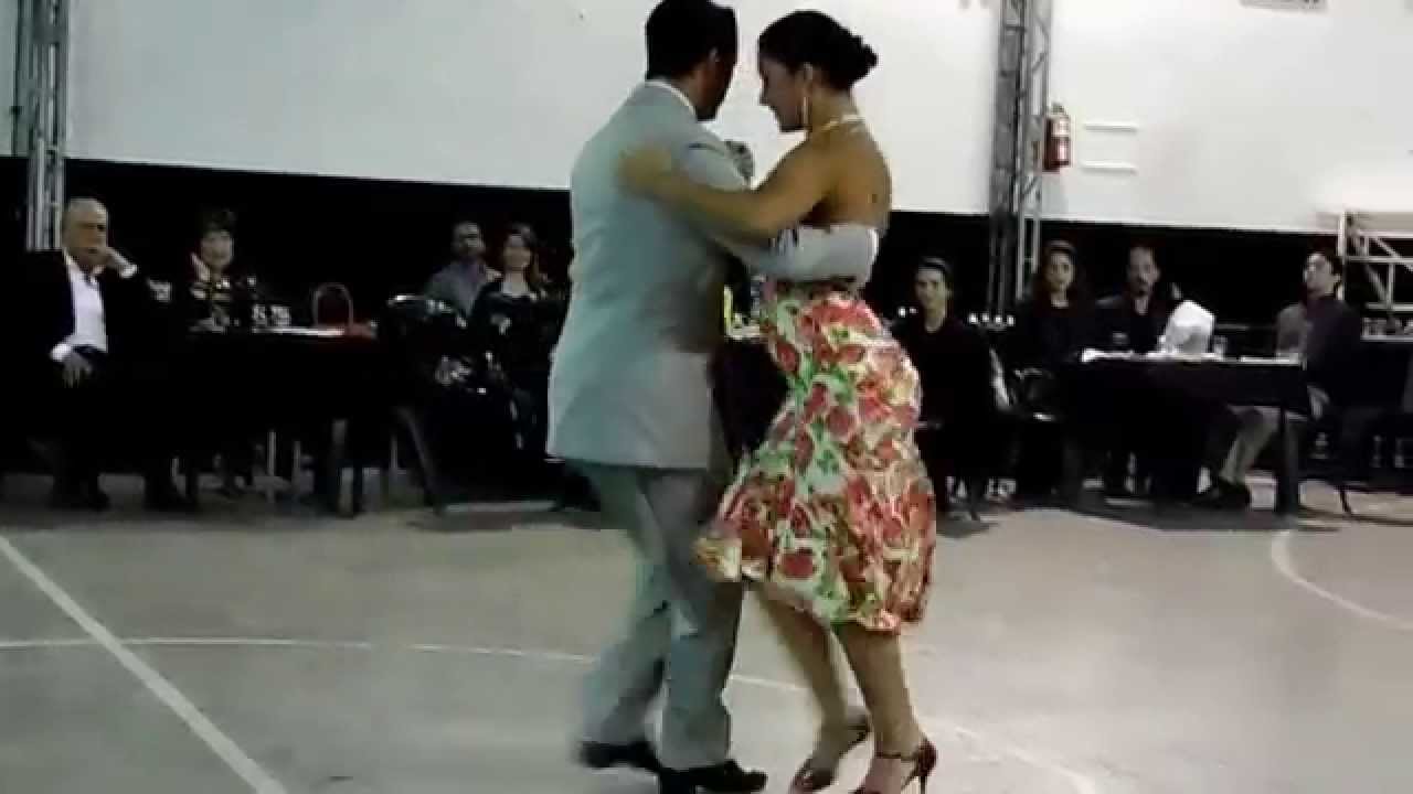 Alexa Yepes Arboleda & Edwin Espinosa en Milonga Malena Sunderland Club 2/3