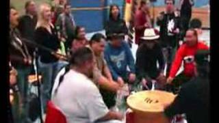 Bear Claw Singers - Thunder Nations Powwow Berlin 2006