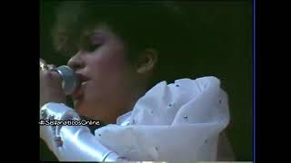 SELENA QUINTANILLA - CON ESTA COPA (LIVE PREVIEW 1986)