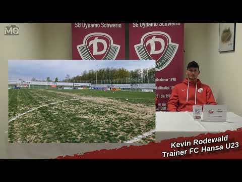 05.05.2023 Kevin Rodewald, Trainer FC Hansa U23 zum Platz