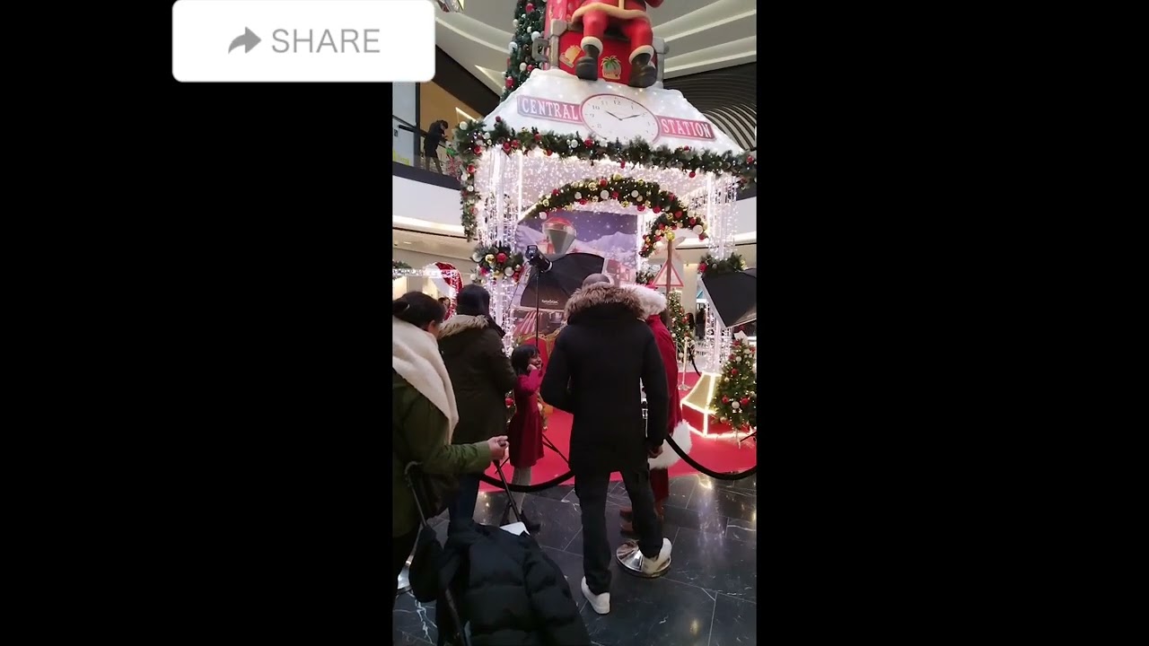 Watch video SHOPPING CENTRE IN FRANCE(CENTRE COMMERCIAL ROSNY 2 ) SHOPPING CENTRE IN FRANCE(CENTRE COMMERCIAL ROSNY 2 )