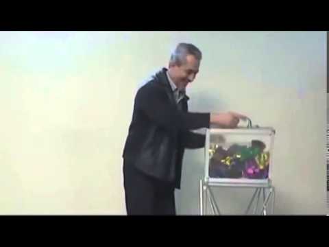 Saturn Magic -Glassy Briefcase by Tora Magic - Trick