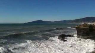 preview picture of video 'mareggiata Cavi di Lavagna'