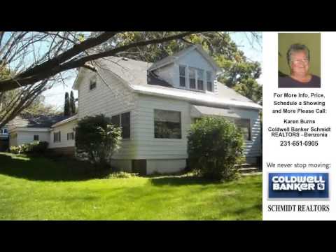 1310 Main Street, Frankfort, MI Presented by Karen Burns.