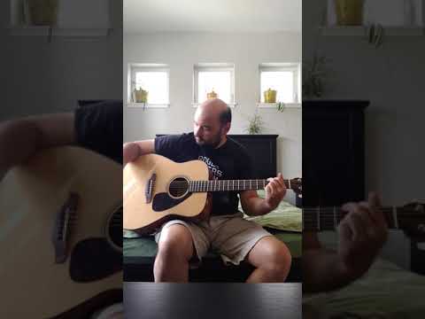 Trying to learn the guitar at 37 (First steps)