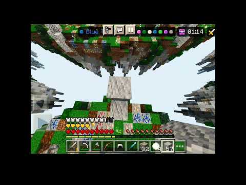 Minecraft PC players Vs Mobile playes Minecraft Skywars #short