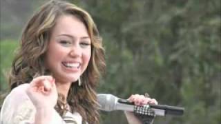 Miley Cyrus-Santa Claus Is Coming To Town.flv