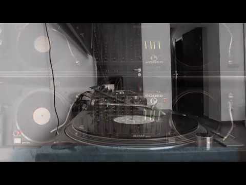 Groove Armada Featuring Gram'ma Funk ‎– I See You Baby (Futureshock Strip Down)