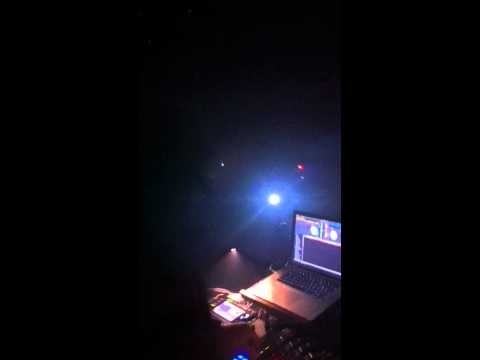 Junior Sanchez dropping his #1 smash "Where you are" (SIZE) live @ Pacha NYC