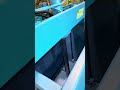 Riproduci video