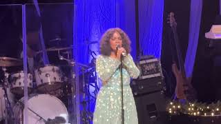 CeCe Winans - Away in The Manger #ChristmasWithCeCeWinansTour Reading PA 2024