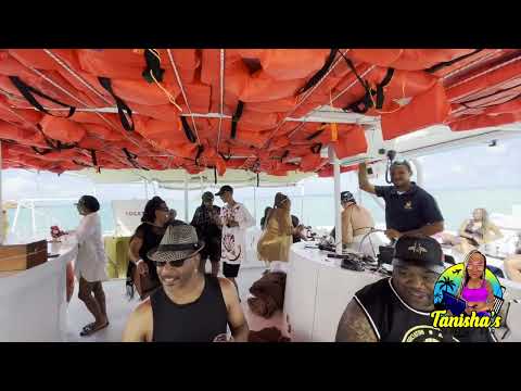 Season 3 - Episode 1 - Antigua Me Please