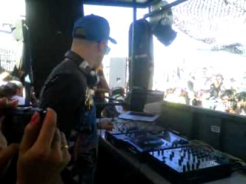 raul mezcolanza@elrow