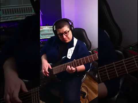 Amor ou o Litrão - Petter Ferraz, Menor Nico [Bass Cover Shorts]