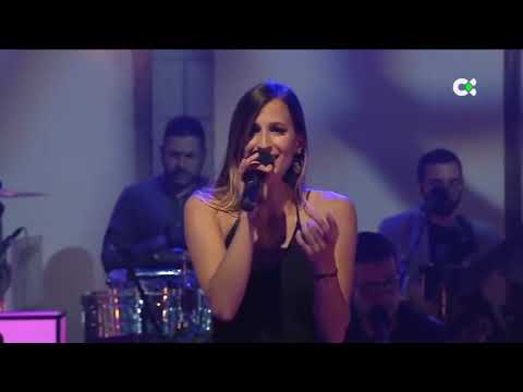 Verónica María - Canta "  Frio Frio"