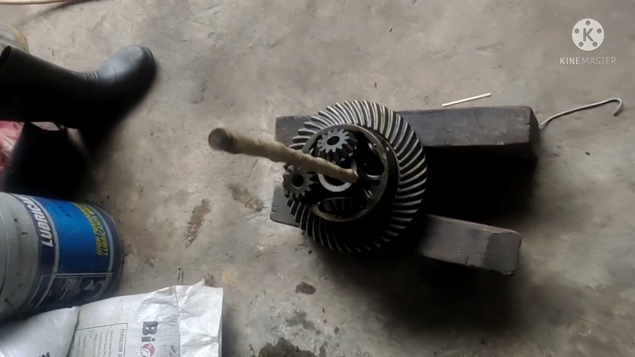 Watch video CASE 580 super E(pinion gear) Now CASE 580 super E(pinion gear)