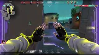 Spotlight Clip