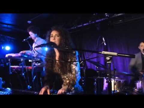Rae Morris (w/ Fryars) - Cold (HD) - Komedia, Brighton - 10.02.15