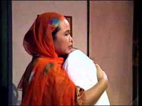 Lirik Lagu Imam S Arifin Dan Video Karaoke Kumpulan Lyrics Terlengkap Di Wowkeren Com