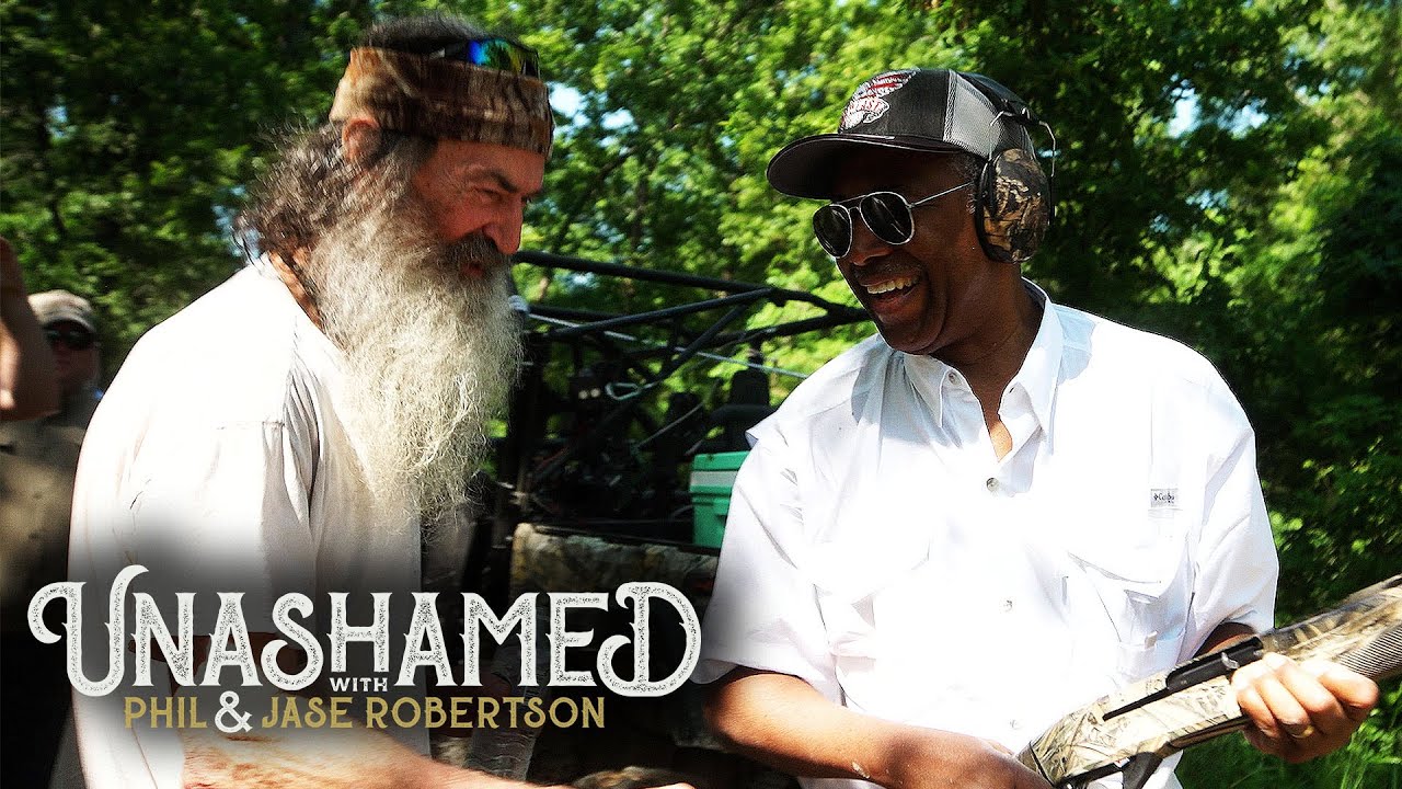 Ep 504 | Jase Calls Christians to Step Up After Roe v. Wade & Phil's Adventure with Dr. Ben Carson