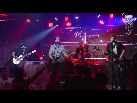 Fools On Parade - TNT & Highway To Hell - AC/DC Medley (Live)