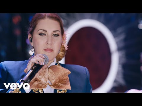 Alicia Villarreal - La Jefa