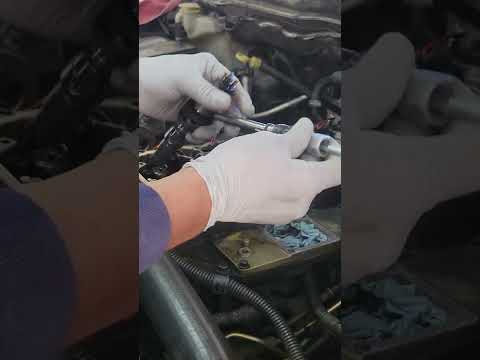 this is WHY, Injector Torque & Sequence on a Cummins 5.9, is CRUCIAL #diesel #trucks #repair #truck