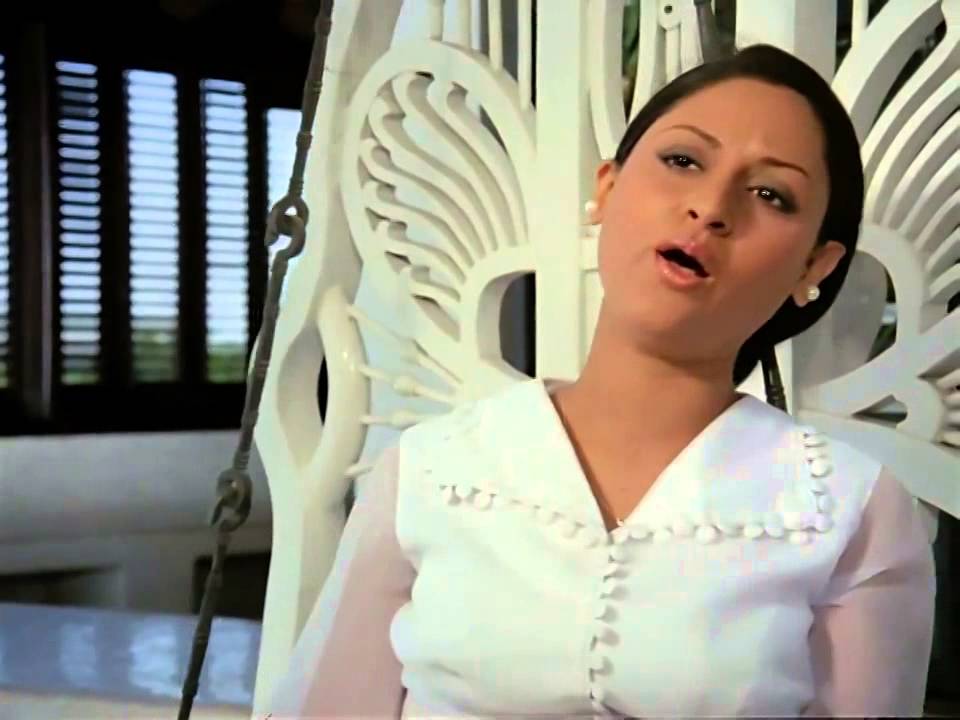 Chupke Chupke Chal Ri Purvaiya Lyrics | Chupke Chupke | Lata Mangeshkar