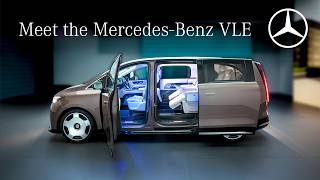 BMW i7 vs Mercedes-Benz VLE