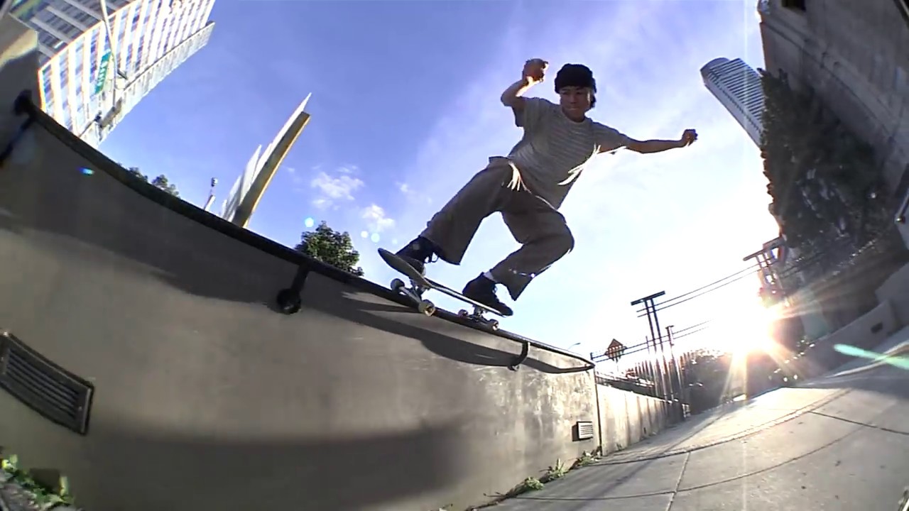 Hotel Blue: All Flat Video | Juan A. Virues, Charles Deschamps...