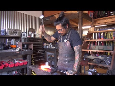 download lagu mp3 mp4 Hawaiian Knife Makers, download lagu Hawaiian Knife Makers gratis, unduh video klip Hawaiian Knife Makers