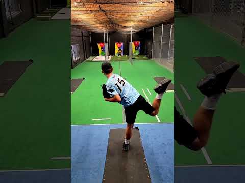 Was siehst du?? Pitch Tunneling HS 2 Seam FB mit Slider Pitch Slow Motion