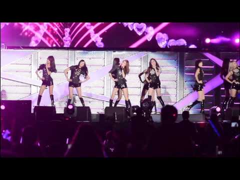 [Fancam] 131019 SNSD - Genie @ SMTown BJ