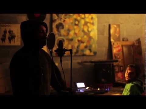 Indigesto - Os Deuses Devem (Vídeo Clipe Oficial)