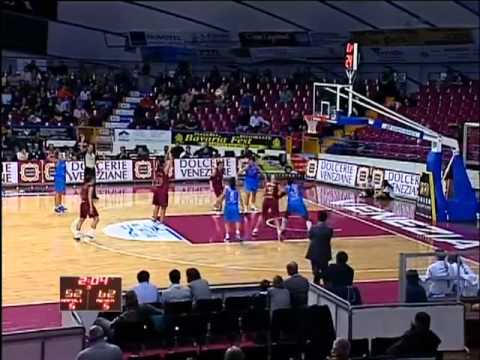 Liene Jansone - Reyer Venezia contro Napoli