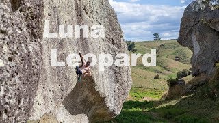 preview picture of video 'Climbing Froggatt | Luna Leopard'