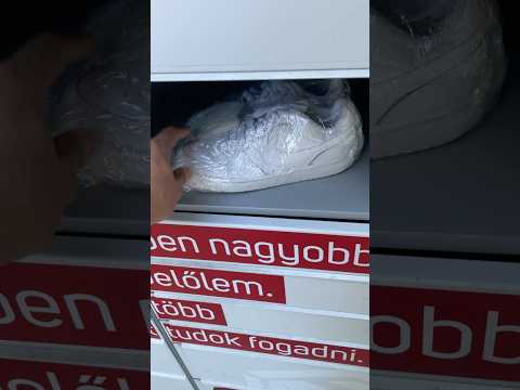 Sending an order #cover #music #mashup #remix #song #customsneakers #nike #nikeaj1 #airforce1 #sneak