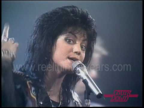 Joan Jett & The Blackhearts- "I Hate Myself For Loving You" on Countdown 1988